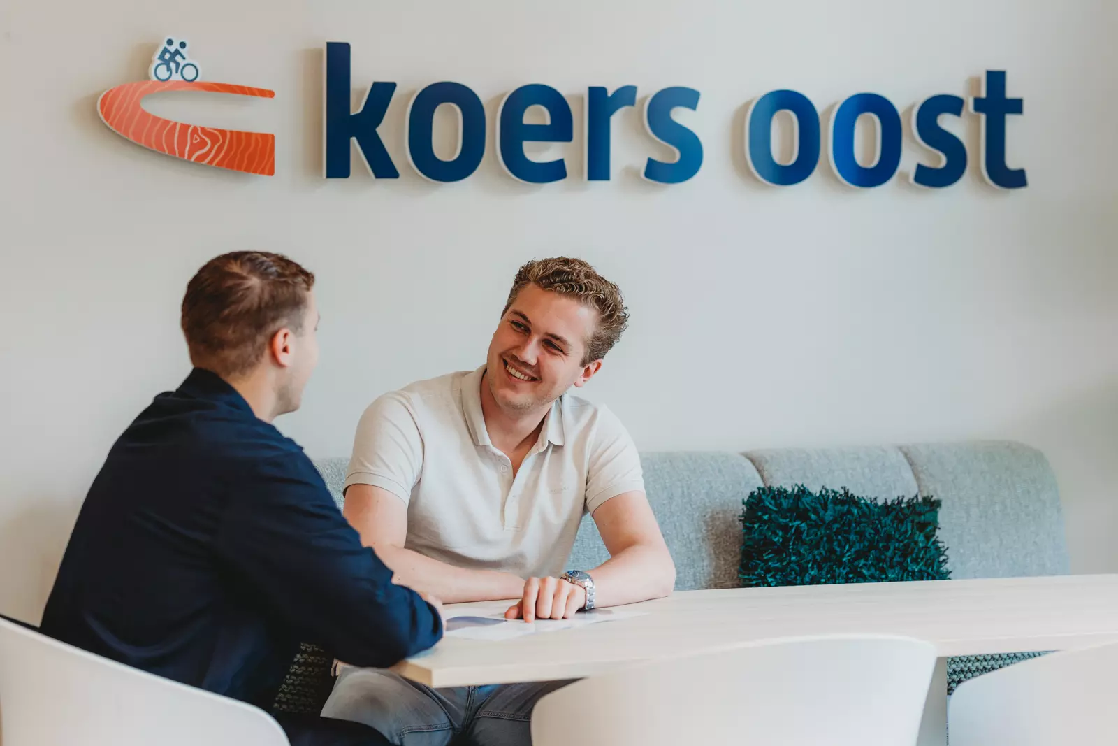 Vacatures in Hengelo | Vind jouw baan via Koers Oost Koers Oost helpt je aan een baan in Hengelo.