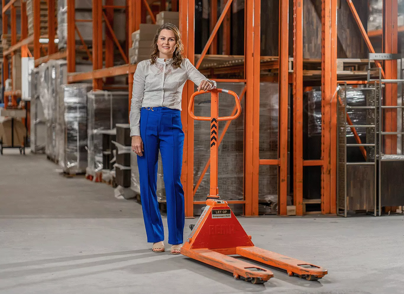 Logistiek personeel en transportvacatures via Koers Oost – specialist in logistiek & transport.








